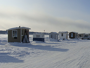 Village sur glace à Saint-Fulgence